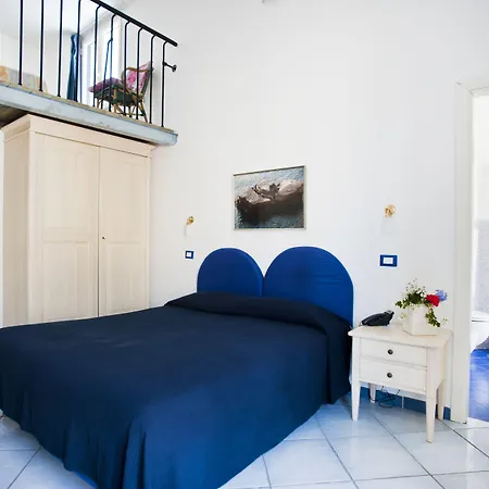 Hotel Iulia Ventotene