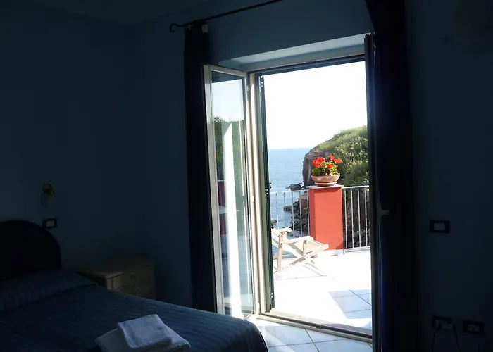 Ξενοδοχείο Iulia 3*