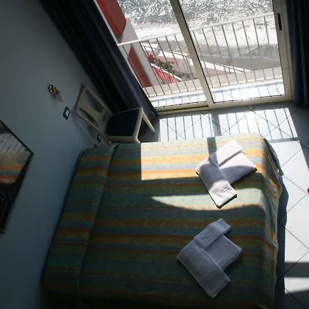 Otel Iulia