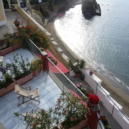 Iulia Hotel Ventotene