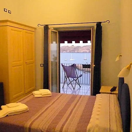 Otel Iulia 3*