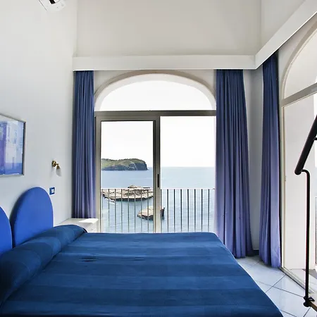 Hotel Iulia 3*