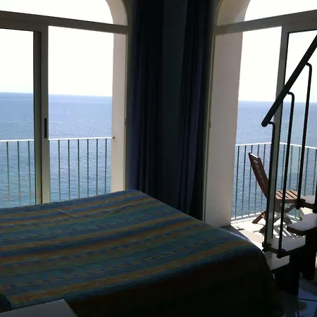 Iulia Hotel 3*