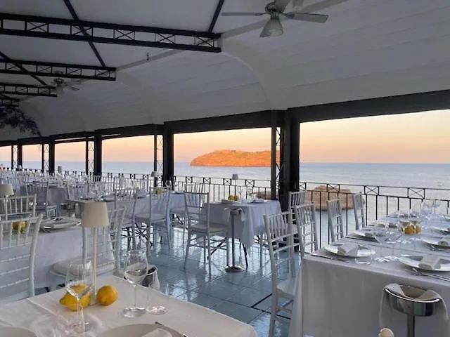 Iulia Hotel Ventotene